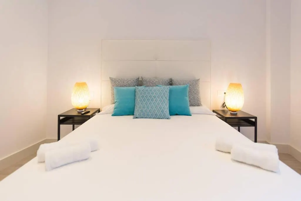 Teba-El Teatro Suite Prime Location Private Patio 말라가